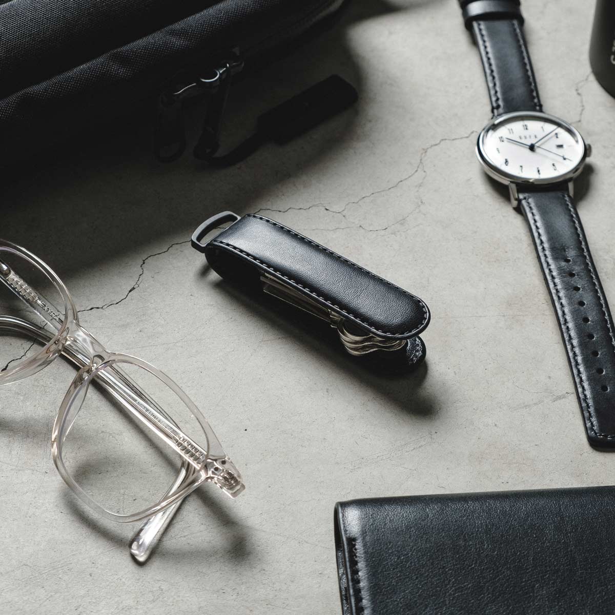 All Black Leather Key Organiser